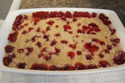 Easy Cherry Cobbler, Easy Cobbler, Cherry Dump Cake Recipe, Cherry Dump Cake, Gluten Free Kitchen, Dump Cakes, Recipes Bread, Tapioca Starch, Gluten Free Restaurants