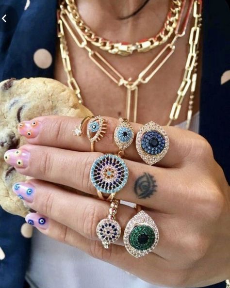 Evil eye ring is adjustable. These Turkish Eye Rings are great for daily wear. Blue eye jewelry would be the perfect gift for someone special. Evil Eye Rings, Spiritual Beads, Evil Eye Ring Gold, Eye Rings, Cute Pink Nails, Turkish Eye, Tattoos Geometric, Greek Evil Eye, Indie Jewelry