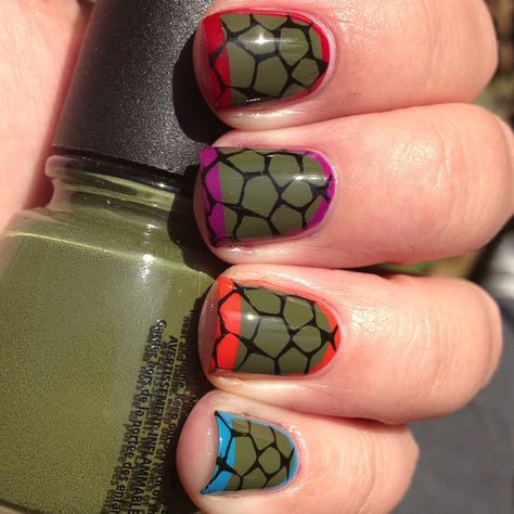 Great idea for mom and sister to get involved in the party - Teenage Mutant Ninja Turtle nail! #tmnt #partyplanning #kidsbirthday Ninja Turtle Nails, Nerdy Nails, Turtle Nail Art, Turtle Nails, Turtle Costumes, Nails Inspired, Ninja Party, Crazy Nails, Tmnt Turtles