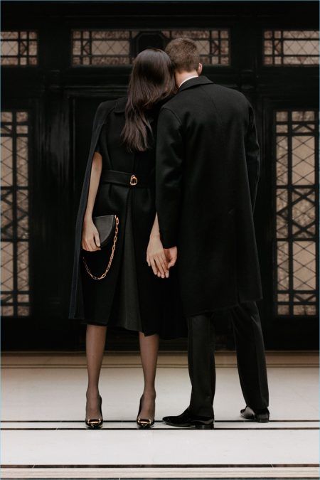 Burberry Collection, Luxury Couple, Calloway Sisters, Classy Couple, Couple Style, Addicted Series, Girl Lifestyle, Fashion Show Collection, Foto Art