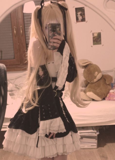 Marie Rose Doa Dead or Alive animecore anime girl cute kawaii gothic lolita goth victorian pink pinkcore pastel pastelcore Marie Rose Cosplay, Cosplay Mirror Selfie, Rose Cosplay, Marie Rose, Mirror Pics, Friend Anime, Mirror Pic, Cute Cosplay, Cosplay Ideas