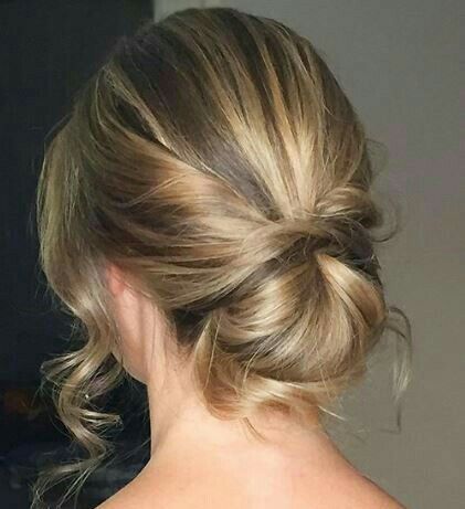 Upstyles For Fine Hair Wedding, Prom Hairstyles Mid Length Hair, Bridal Hair Mid Length, Hairstyle For Bridal, Hair And Makeup Wedding, Elegance Hair, Elegant Hairstyle, Mom Hair, Relaxed Elegance