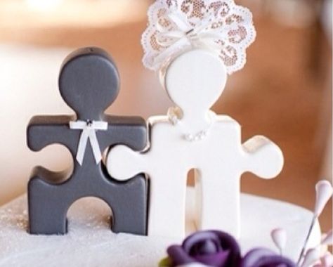 Unique Wedding Cake Toppers, Bridal Cake Topper, Unusual Wedding Cakes, Unique Wedding Cake, Wedding Cake Toppers Unique, Wedding Cake Alternatives, Personalized Wedding Cake Toppers, Unique Wedding Cakes, Wedding Topper