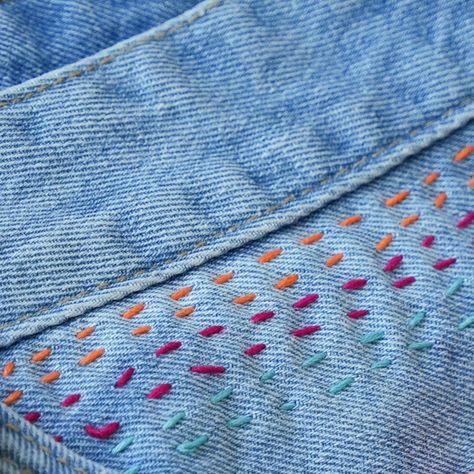 How to Fix Clothes with Sashiko Mending | Oliver Bonas Sashiko On Jeans, Embroidery Mending, Sashiko Mending, Mending Clothes, Sashiko Embroidery, Visible Mending, Indigo Fabric, Black Friday Christmas, Running Stitch