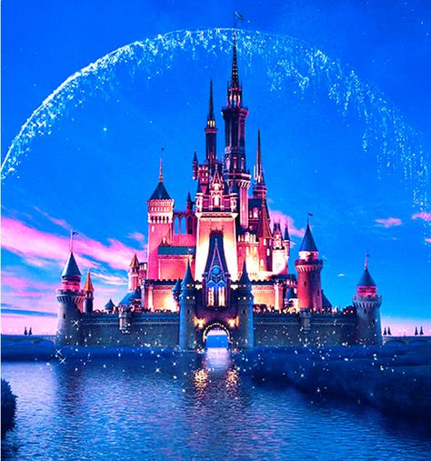 Disney Shots, Disney Intro, Disney Canvas Art, Disneyland Castle, Wakey Wakey, Disney Canvas, Disney Characters Wallpaper, Disney World Pictures, Disney Wallpapers