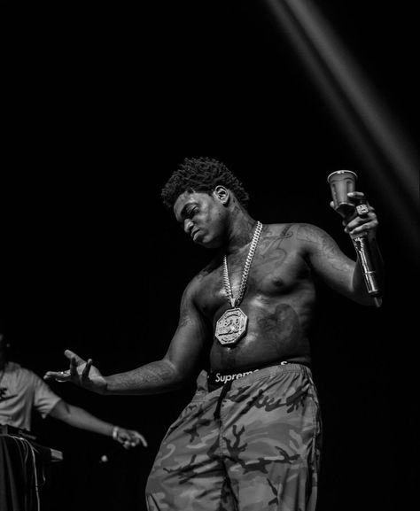 Kodak Black Aesthetic Wallpaper, Kodak Black Aesthetic, Kodak Black Wallpaper, Pinterest Room, Iphone Wallpaper For Guys, Kodak Black, Batman Wallpaper, Moms Favorite, Black Picture