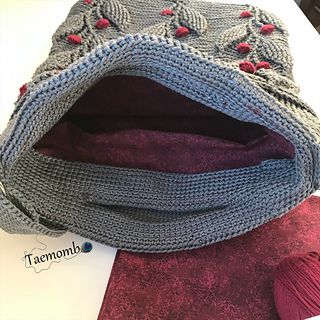 Ravelry: taemombo's Climbing Vine Bag Ravelry Knitting Free, Embossed Crochet, Brioche Knitting Patterns, Ravelry Knitting, Brioche Knitting, Craft Crochet, Crochet Basket Pattern, Climbing Vines, Shawl Crochet Pattern