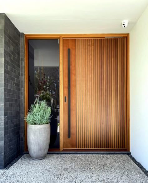 Timber Front Door, Home Designs Exterior, Modern Entrance Door, Modern Exterior Doors, Main Entrance Door Design, Exterior Drawing, Home Door Design, Modern Front Door, Modern Entrance