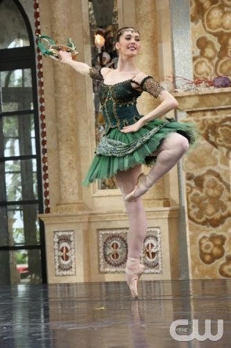 Beckanne Sisk, Esmeralda Costume, Tutu Design, Costume Inspirations, Ballet Images, Ballet Tutus, Ballet Russe, Ballet Pictures, Tutu Ballet