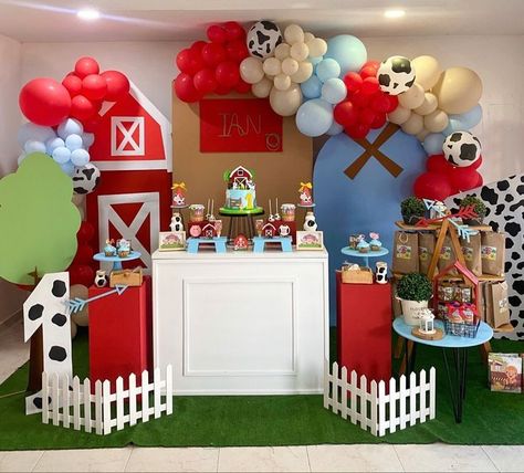 Farm Animals Birthday Party Decorations, Farm Theme Birthday Decorations, First Birthday Farm Theme, Farm Animal Themed Birthday Party, Barn Birthday Party, Rodeo Birthday Parties, Cow Birthday Parties, 2nd Birthday Party For Boys, Barnyard Birthday Party