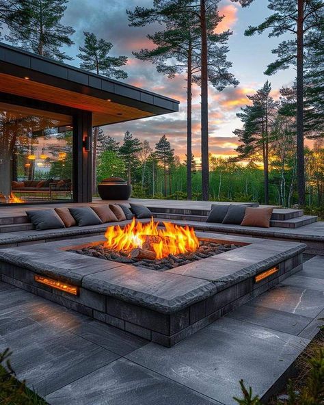 Fireplace Pits Backyards, Fire Pit Designs Backyard, Patio Fire Pit Ideas, Fire Pit Safety, Outdoor Fire Pit Seating, Outdoor Patio Ideas Backyards, Brunch Bar, Brick Fire Pit, Fire Pit Ideas