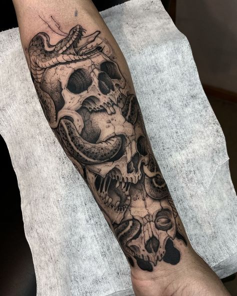 Skulls and snake . . . . . . . . . . . #blackworktattoo #blackworkerssubmission #darkart #skullart #onlyblackart #darkdrawing #darkartists… | Instagram Owl Skull Tattoos, Dark Mark Tattoos, Leo Art, Skull Tattoo Flowers, Satanic Tattoos, Full Hand Tattoo, Stick Poke Tattoo, Skull Sleeve Tattoos, Skull Sleeve