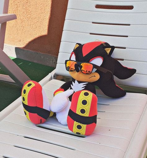 Shadow Plushie Pfp, Sonic Plushie Pfp, Sonic Plush Pfp, Shadow The Hedgehog Cute, Shadow The Hedgehog Plush, Sonic Plushies, Shadow The Hedgehog Icon, Shadow Plush, Shadow Pfp