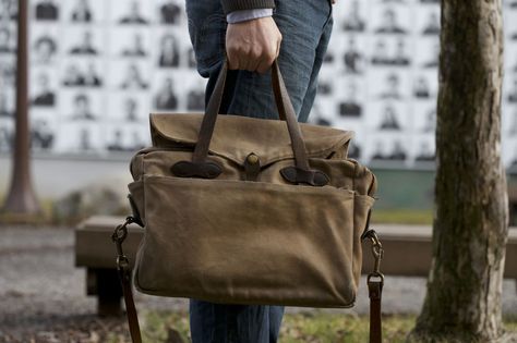 Vintage Filson Briefcase Review. My recommendation is to try and find it on ebay. Usually you can find them around $150-180. They are very rarely ever found on sale. Filson Briefcase, Filson Bag, Filson Bags, Denim Street Style, Red Wing Boots, Grunge Music, Computer Bag, Eye Bags, Computer Bags