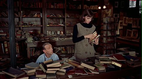 The 10 Best Fictional Bookstores in Pop Culture. Audrey Hepburn Funny Face, I Love You Funny, Fred Astaire, Funny Face, Audrey Hepburn, Funny Faces, Librarian, Old Hollywood, Bookstore