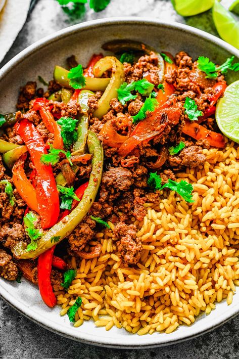 Hamburger Fajitas Ground Beef, Ground Beef Fajita Bowl, Beef Fajita Bowl Recipe, Ground Chicken Fajita Bowl, Taco Bowls Ground Beef, Ground Beef And Vegetable Recipes, Ground Beef Fajitas, Fajita Bowl Recipe, Fajita Night