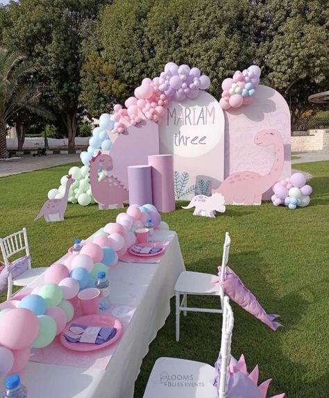 Pink Dinosaur Party Centerpieces, Girly Three Rex Party, Girl Dinasour Birthday Party Ideas, Dinosaur 4th Birthday Party Girl, Pink And Purple Dinosaur Party, Dinosaur Birthday Party For A Girl, Pink Dino Party, Girl Dinasour Party, Girly Dinosaur Birthday Party