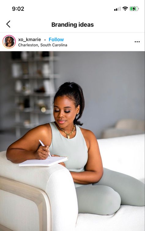 Website Photoshoot Ideas Black Women, Lifestyle Photoshoot Black Women, Black Realtor Aesthetic, Brand Photoshoot Ideas Black Women, Black Woman Writing, Black Business Woman, Professional Headshots Women, Headshots Women, Brand Photography Inspiration