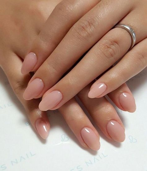 Nails Design Natural, New Nails Design, Neutral Nail Polish Colors, Neutral Nail Color, Neutral Nail Polish, Grey Nail Polish, Dark Nail, Colors For Dark Skin, New Nail Designs