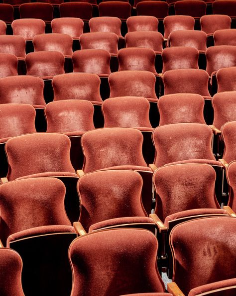 Old Theater Aesthetic, Theater Aesthetic, Los Angeles Museum, Fashion Gone Rouge, Great Barrington, Vintage Theatre, Cinema Theatre, Performing Arts Center, Website Inspiration