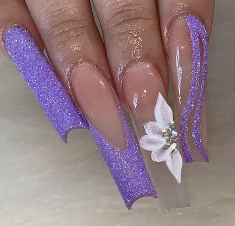 Purple Bling Nails, Light Purple Nails, Bday Nails, Purple Acrylic Nails, Purple Acrylic, Nail Art Techniques, Nail Room, Holographic Nail Polish, French Tip Acrylic Nails