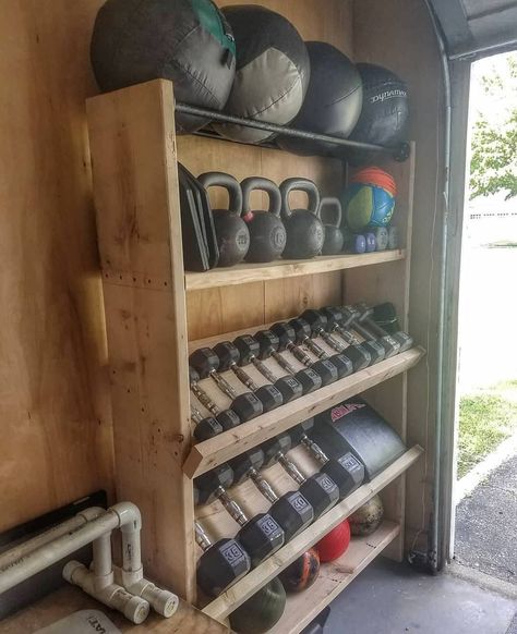 Garage Gym Experiment on Instagram: “Storage Goals 🙌 @zillamynilla @legoheadbodyshop  #garagegymexperiment” Garage Gym And Tools, Garage Gym Design Ideas, Garage Weight Room Ideas, Diy Home Gym Organization, Kettlebell Storage Diy, Garage Gym Organization Ideas, Weight Storage Ideas Home Gyms, Dumbell Storage, Exercise Ball Storage Diy