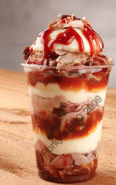 This delicious looking of pulled pork and mashed potato parfait is made by Porky’s BBQ. Pulled Pork Parfait, Carnival Foods, Food Truck Recipes, Bbq Food Truck, State Fair Food, Fair Foods, Food Truck Food, Carnival Food, Food Truck Ideas