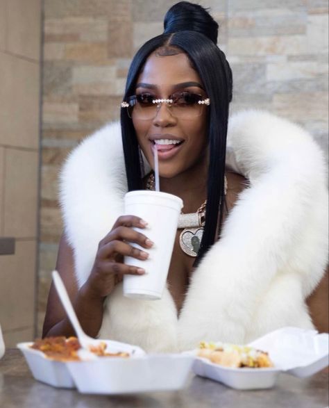 Kash Doll, Female Rappers, Doll Hair, New York Travel, Fashion Lookbook, Funny Clips, Twitter Instagram, Apple Music, Rappers