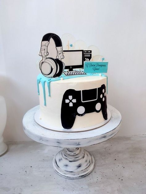 Game Cake Ideas, Gamer Birthday Cake, Video Game Cake, Cakes For Teenagers, Playstation Cake, Game Cake, Cake Designs For Boy, Video Game Cakes