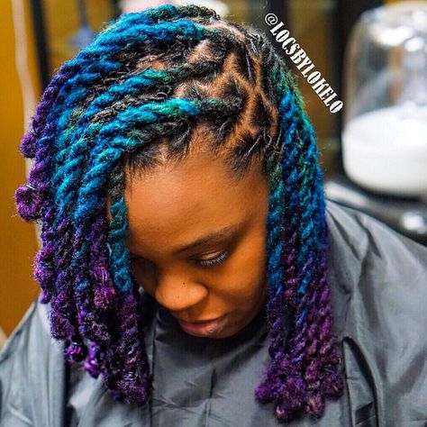 5,169 Likes, 74 Comments - thekingoflocs! (@locsbylokelo) on Instagram: “ "Starter Locs & Lobster Braids to start her Loc journey."  start and style your locs same day. …” Blue And Purple Locs, Purple Locs, Purple Dreads, Bright Blue Hair, Dreads Girl, Short Locs Hairstyles, Jet Black Hair, Faux Locs Hairstyles, Dreadlock Style