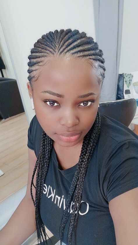 Large Conrows Lines For Black Women, Simple Conrows Lines And Braids, Line Braids African Hairstyles, Cornrow Low Bun, Ghanian Braids Hairstyles, Ghanian Braids, Small Cornrows Braids For Black Women, Straight Up Cornrows Black Women, Freehand Cornrows