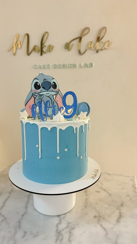 Stitch Cake Ideas Birthday Parties, Stitch Disney Cake, Birthday Cake Stitch, January Cake, Stitch Cake Design, Cartoon Cake Ideas, Stitch Cake Ideas, Pastel Stitch, Stitch Birthday Cake