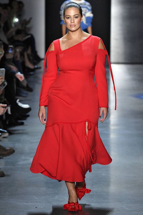 Prabal Gurung | Who What Wear Plus Size Instagram, Fashion Week Plus Size, Porcelain Print Dress, Look Plus Size, Shirred Dress, Big Girl Fashion, Ashley Graham, Prabal Gurung, Plus Size Models