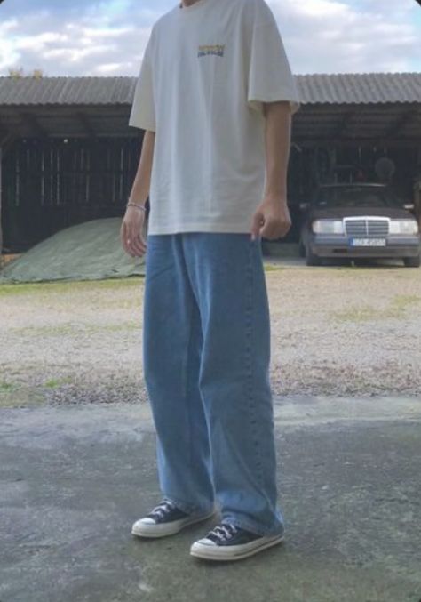 Bf Style Outfit, Black Undershirt Outfits, Oversized Outfit Men, Bruce Yamada, Blue Jeans Outfit, Oversize Outfit, Skate Pants, Outfit Oversize, Trendy Boy Outfits