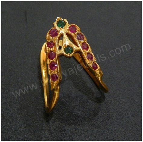 Nelli Pathanapu Ring Design, Anji Ring Gold, Gold Pendent, Beaded Jewels, Wedding Jewellery Collection, Gold Bride Jewelry, Antique Gold Jewelry, Indian Jewelry Sets, Gold Rings Fashion