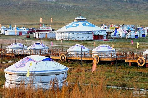 Mongolian Ger, Anime People Drawings, Mongolian Yurt, Yurt Living, Thatched House, Modern Villa Design, Boho Life, Red Hill, Wild Forest