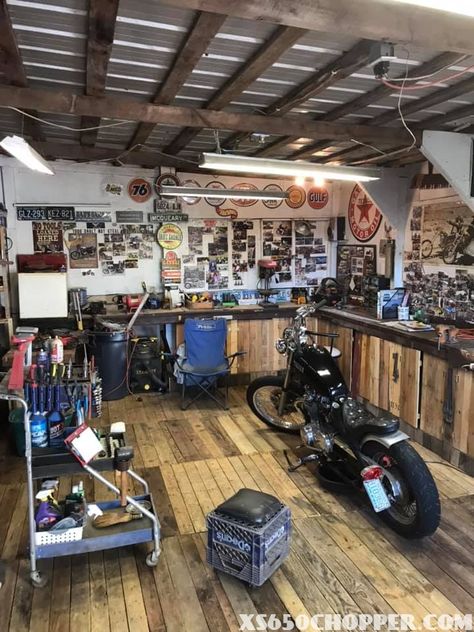 Small Motorcycle Shop Layout | XS650 Chopper Small Motorcycle Workshop Ideas, Biker Garage Ideas, Biker Clubhouse Interior, Motorcycle Shop Ideas, Home Machine Shop, Motorcycle Garage Workshop, Motorcycle Shop Design, Repair Shop Design, Small Garage Ideas