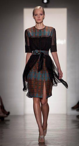 SOPHIE THEALLET A silk print dress with a layer of crinkled black chiffon. Sophie Theallet, New York Spring, Narciso Rodriguez, Silk Print Dress, Summer Black, Runway Collection, Look At You, Creative Fashion, Fashion Details