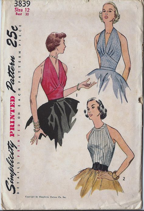 https://flic.kr/p/9Pgx52 | Simplicity 3839 | 1950s. Halter and blouse. Bust 30".  See profile for more info. Halter Top Pattern, Halter Neck Blouses, 1950s Sewing Patterns, Butterick Pattern, Vintage 1950s Dresses, Blouse Pattern Sewing, Motif Vintage, Top Sewing Pattern, Simplicity Sewing