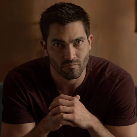 Derek Hale Icon, Derek Teen Wolf, Teen Wolf Derek Hale, Teen Wolf Imagines, Victoria Prince, Im A Lady, Teen Wolf Cast, Derek Hale, Tyler Hoechlin