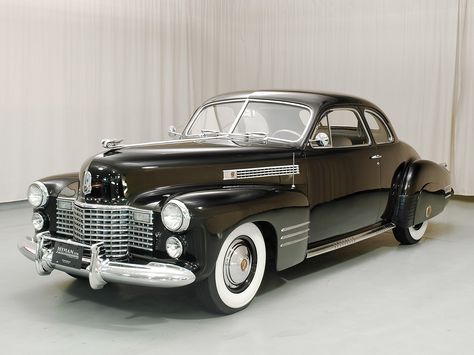 1941 Cadillac Series 62 Coupe - Hyman Ltd. Classic Cars 1940s Cars, Classical Cars, Older Cars, Classic Cadillac, Cadillac Series 62, Kansas Usa, Cadillac Ct6, Vintage Vehicles, Retro Nostalgia