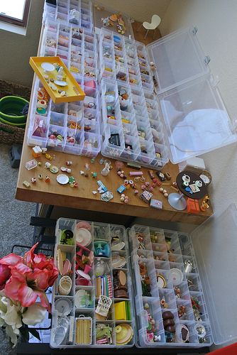 setting up | Flickr - Photo Sharing! Miniature Organization, Barbie Storage, Rement Miniatures, Doll Storage, Collection Storage, Mini Brands, Barbie Dolls Diy, Re Ment, Cardboard House