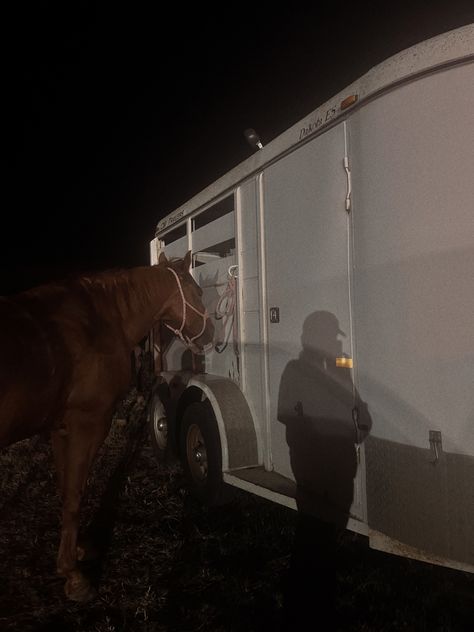 Horses | Team Ropings | Texas | Horse Trailer Team Roping Aesthetic, Country Snaps, Team Roping, Rodeo Life, Dream Horse, Cowgirl Aesthetic, Horse Trailers, Horse Trailer, Horse Barn