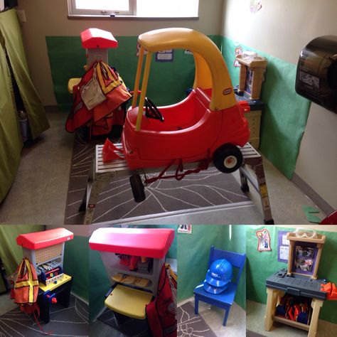 Auto Shop Dramatic Play, Community Helper Dramatic Play, Community Helpers Lesson Plan, Garage Theme, Preschool Community Helpers Theme, Trains Preschool, Dramatic Play Themes, Daycare Themes, Reggio Inspired Classrooms