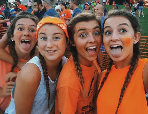 Jess Blondin Sarmo on Instagram: “ORANGE YOU GLAD WE IN SECOND PLACE AND ITS ONLY THE SECOND DAY OF KIDSFEST?!?!!😇🏆🍑🌈🍊🍭🌞 #mychurchalive #kidsfest2016 #boptothetop” Orange Team Spirit Ideas, School Spirit Outfit, Natalie Zacek, Spirit Day Ideas, Summer Camp Outfits, High School Pictures, School Spirit Week, School Spirit Days, Bff Pics