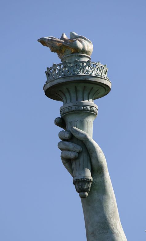 Statue of liberty crown