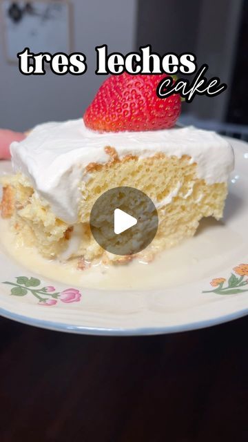 anabelle redeemer on Instagram: "tres leches cake 😋🍓🍰✨ this recipe is so simple and delicious!   ingredients: - @bettycrocker french vanilla cake mix - 3 eggs - 1 cup whole milk - 1/3 cup oil   tres leches: - 1 cup whole milk - 1 can of evaporated milk - 1 can of sweetened condensed milk @lalecherausa   whipped topping: - 2 cups heavy whipping cream - 1/4 cup powdered sugar - 1 tsp vanilla   #tresleches #treslechescake #pastel #pasteltresleches #cake #cakerecipe #easycake #easydessert #dessert #desserts #dessertlover #postres #postrefacil #recetas #recetasfaciles #recetasdulces #sweet #sweettooth #foodie #food #baking #bakinglove #bakingvideo #bakewithme #bakingreels #reels #reelsinstagram #foodreels #dessertrecipe #explorepage" There’s Leches Cake, Tres Leches Cake Recipe With Box Cake, Pancake Mix Tres Leches Cake, Pumpkin Spice Latte Tres Leches Cake, Tres Leches Lunch Box Cake, Three Milk Cake Mexican, French Vanilla Cake, Tres Leches Cake Recipe, Baking Videos