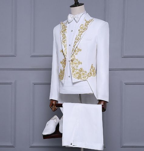 White And Gold Prom Suit, White And Gold Suit Men, White And Gold Tuxedo, Prom Suit Designs, White And Gold Suit, Gold Prom Suit, Stag Outfits, Red Prom Suit, Gold Tuxedo