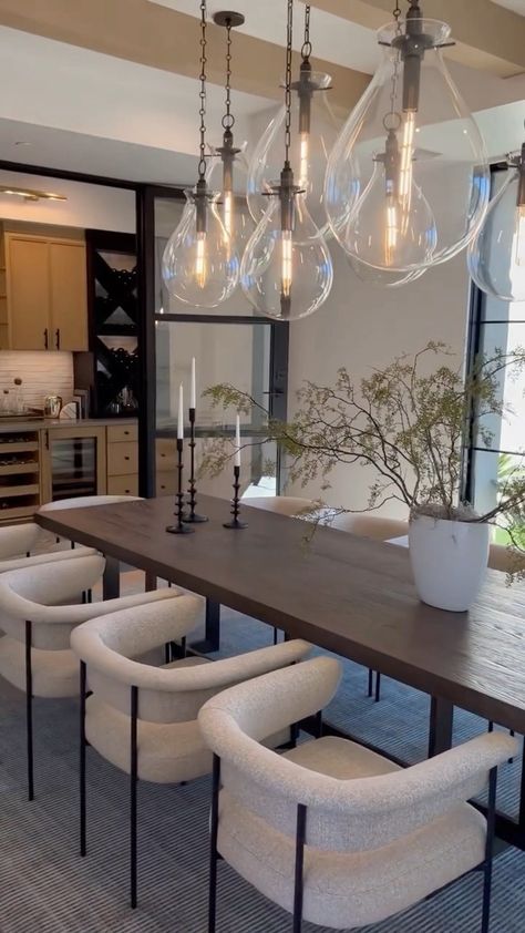 beckiowens on Instagram: We love seeing this cluster of our Ivy Pendants in the bronze finish @aft_construction Designer @thelifestyledco @kristenforgione and… Dinning Room Light Fixture, Dinning Room Lighting, Wall Murals Diy, Dining Table Lighting, Becki Owens, Dinning Room Design, Pendant Lighting Dining Room, Cosy Living Room, Elegant Dining Room