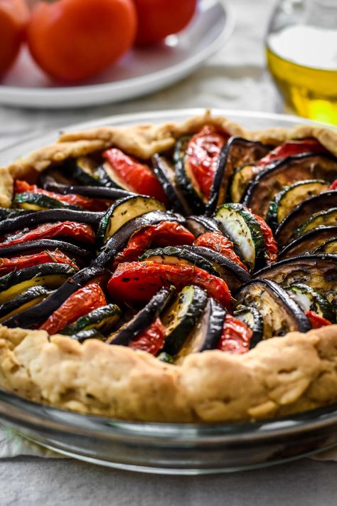 Layered Vegetable Tian Galette Deep Fried Cauliflower, Vegetable Tian, Polenta Recipes, Dip Sauce, Galette Recipe, Tarte Fine, Small Tomatoes, Fried Cauliflower, Herbs De Provence